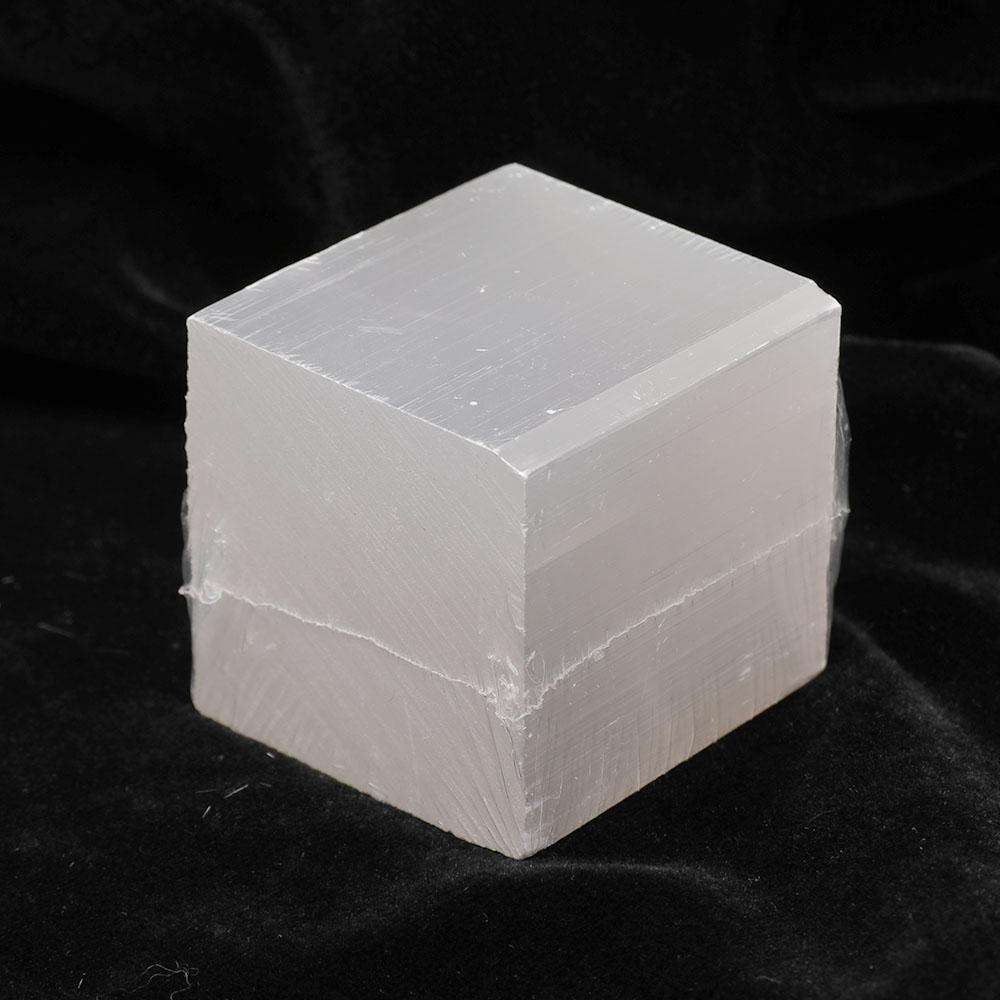 1.8"  220g/pc Selenite Cubes bulk tumbled stone Best Crystal Wholesalers