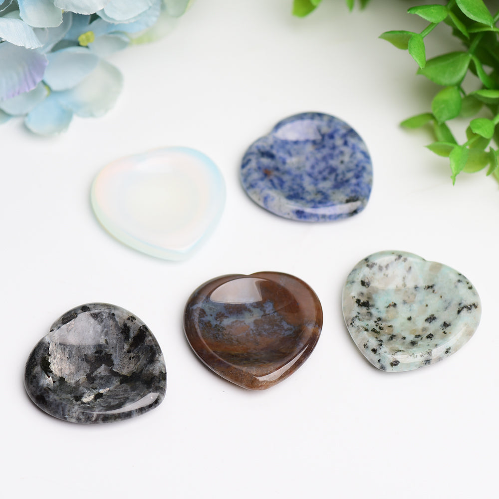 1.5" Mixed Crystal Heart Shape Worry Stone Bulk Best Crystal Wholesalers Kiwi Jasper Sodalite Kambaba Unakite Clear Quartz Peach Aventurine Howlite Jade Rose Quartz Dragon Blood Stone Blood Stone Black Obsidian Mahogany Green Aventurine Larvikite Labra