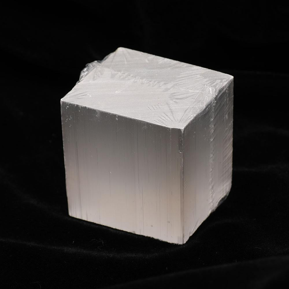 1.8"  220g/pc Selenite Cubes bulk tumbled stone Best Crystal Wholesalers